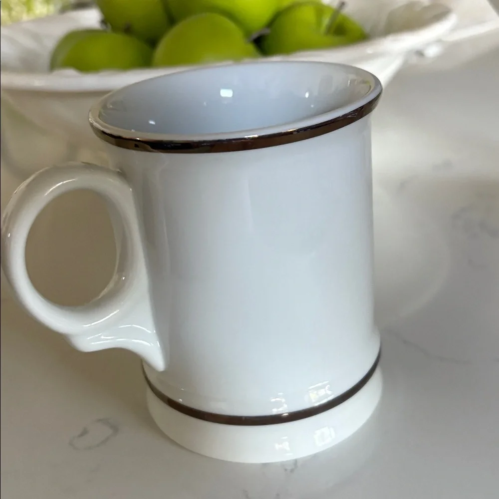 Williams Sonoma Gold Initial J Coffee Mug 17 oz Monogram J